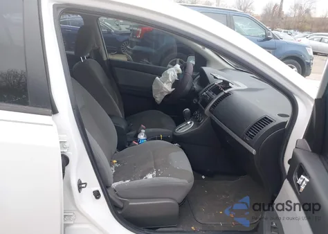 2011 Nissan Sentra 2.0Sr z USA, uszkodzony, nr VIN 3N1AB6AP0BL641915